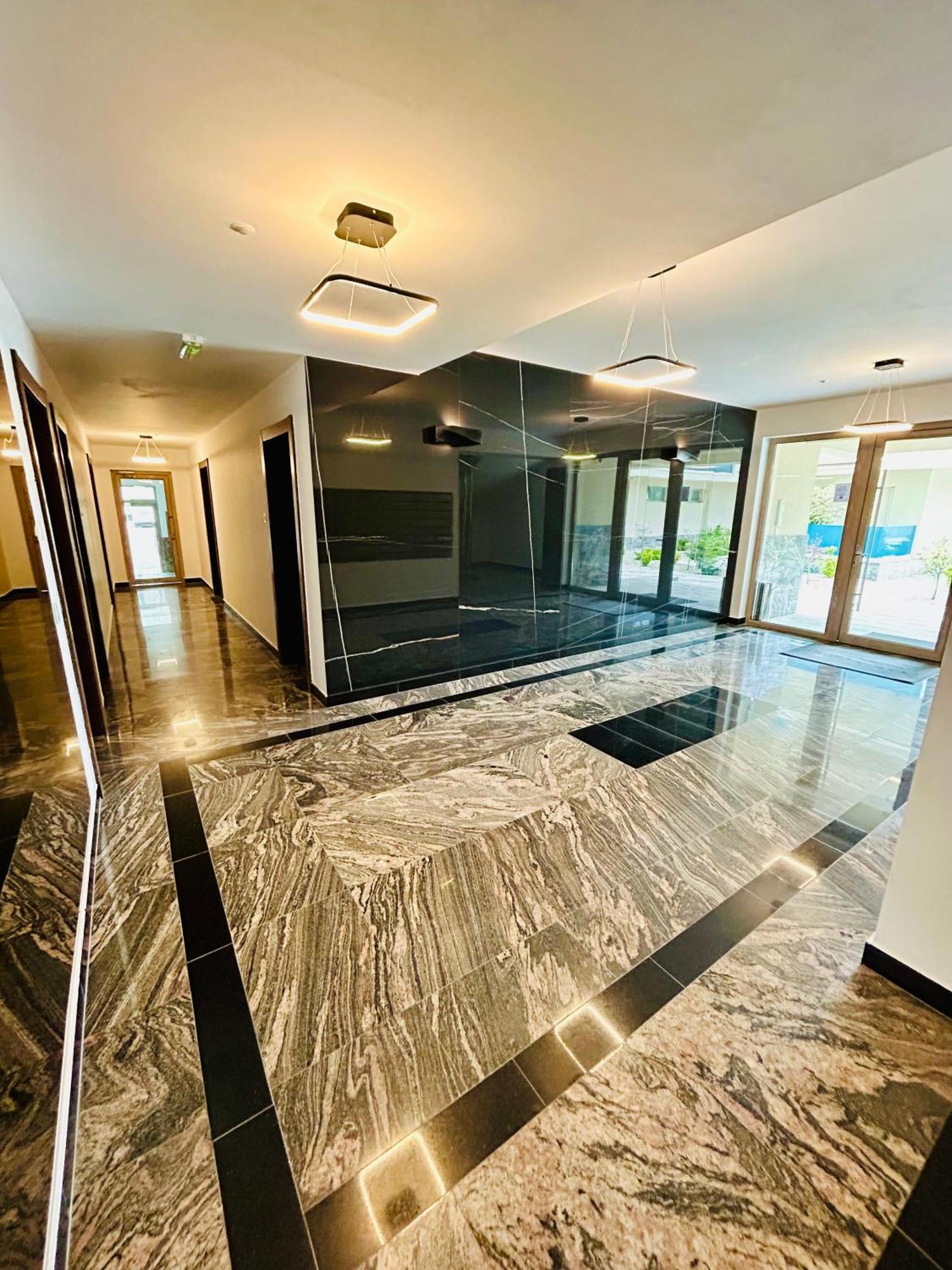 Apartamento Dis Mamaia Nord Constanţa Exterior foto